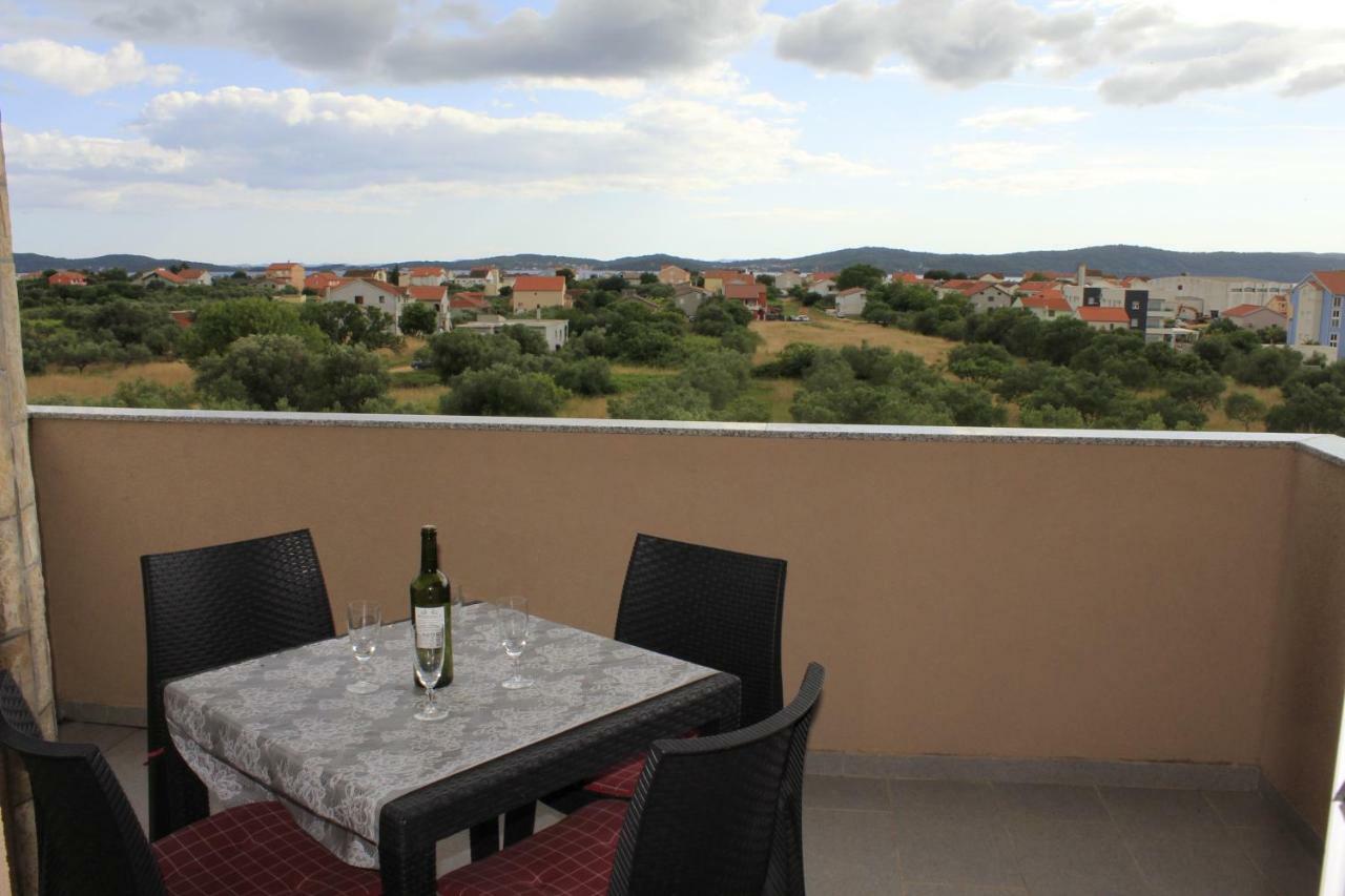Neja Apartment